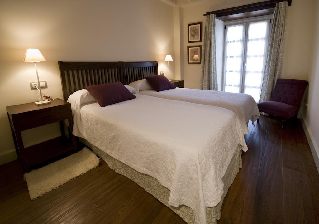 Las Casas Rurales Huerta San Benito Villamayor  Room photo